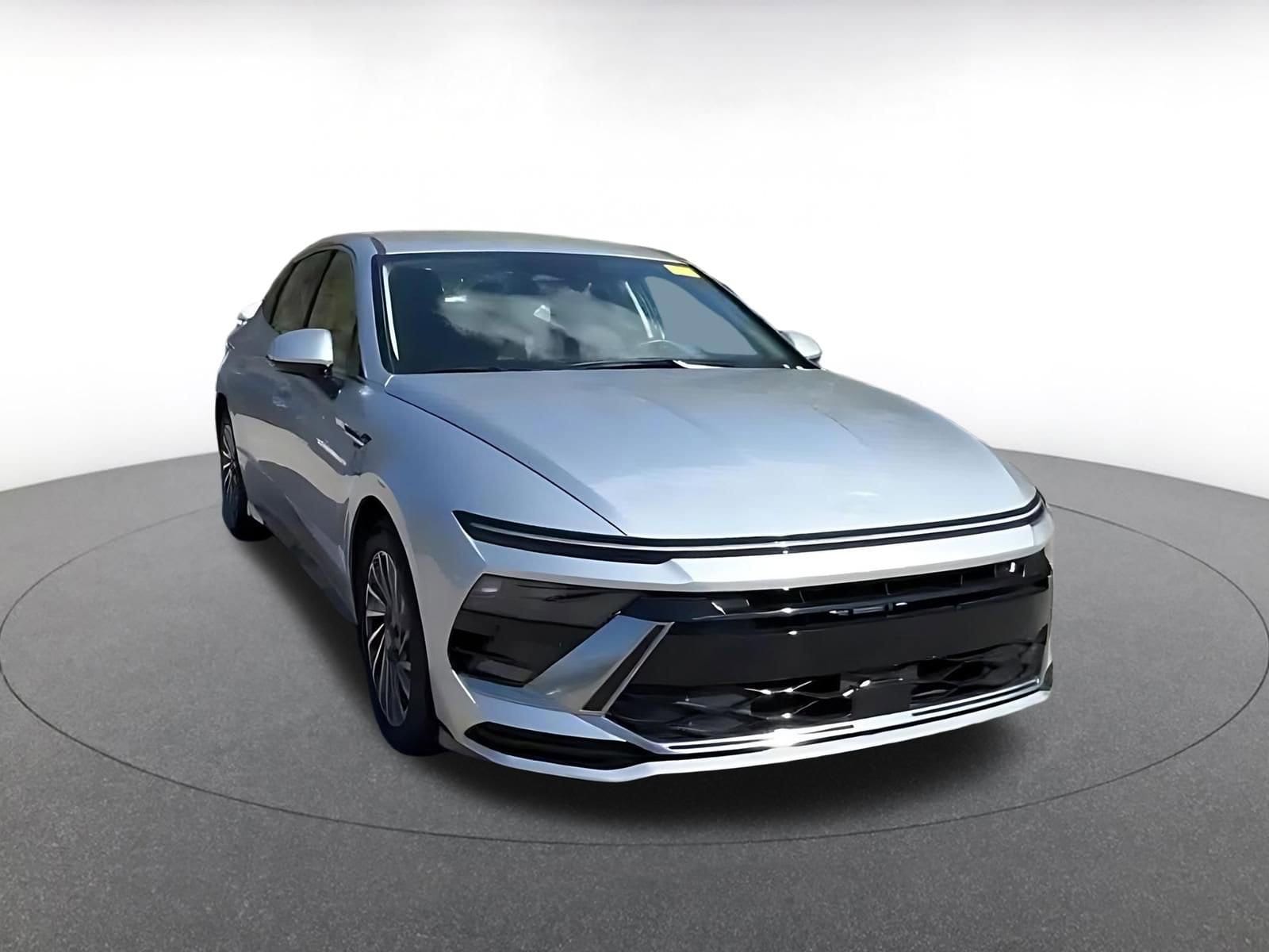 Thumbnail: 2025 Hyundai Sonata - 3