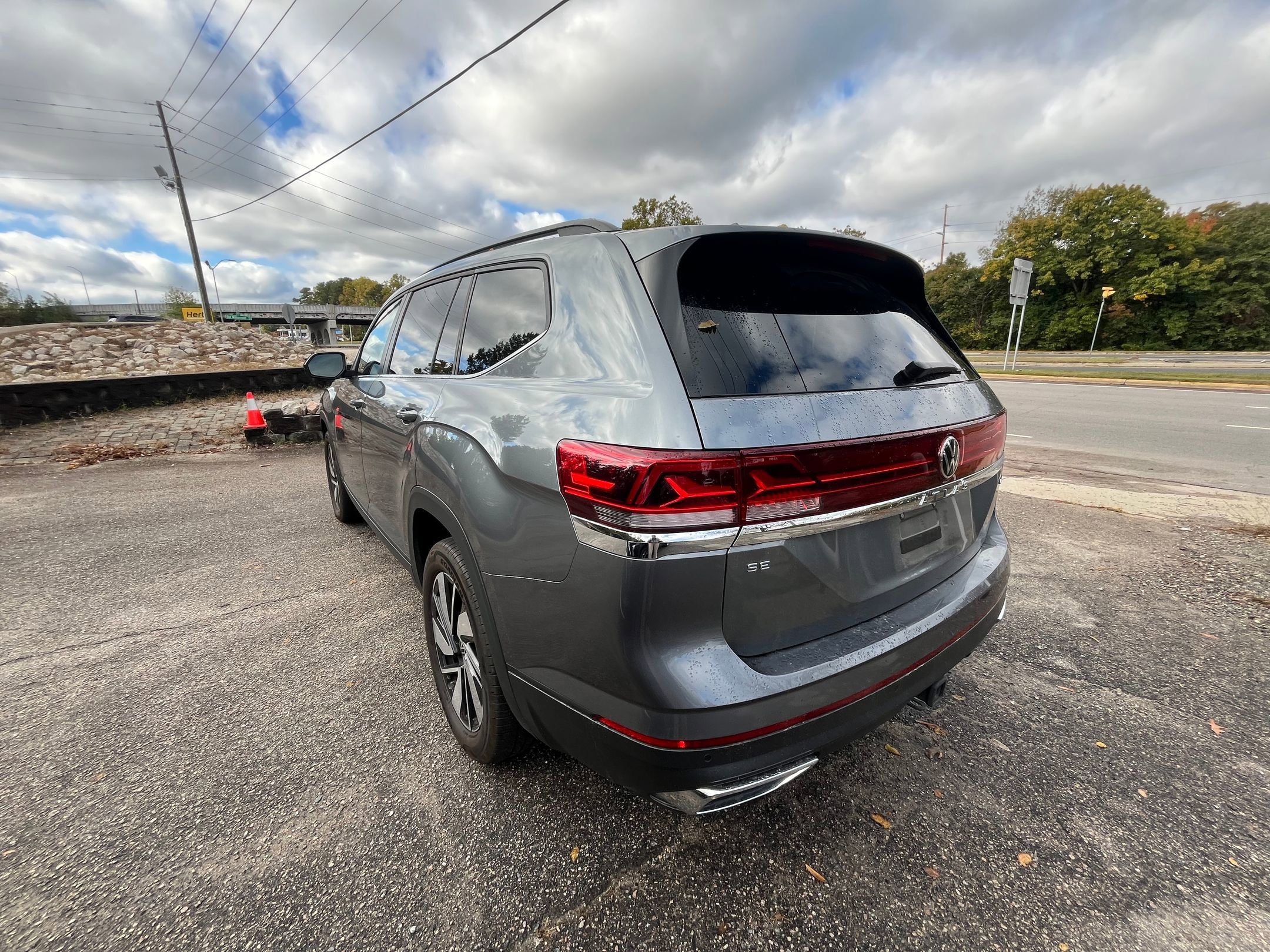 Thumbnail: 2025 Volkswagen Atlas - 1