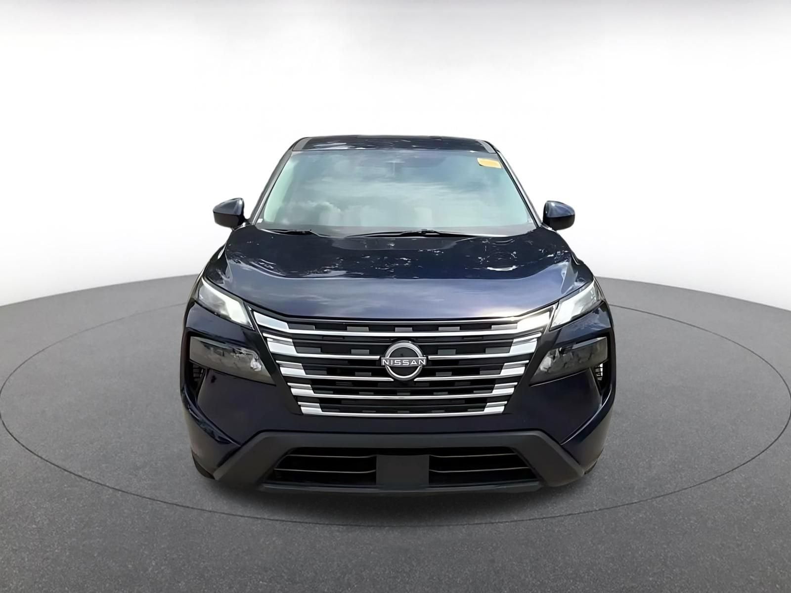 Thumbnail: 2025 Nissan Rogue - 4
