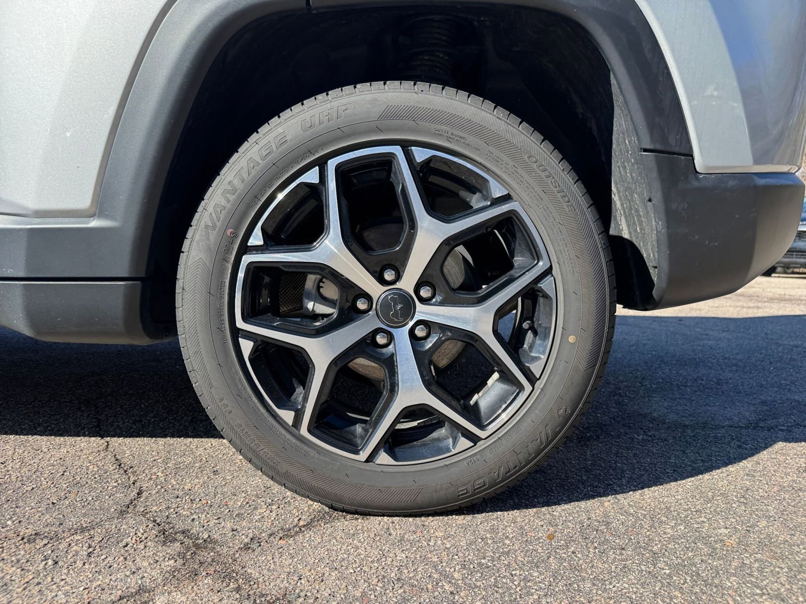 Thumbnail: 2025 Jeep Compass - 25