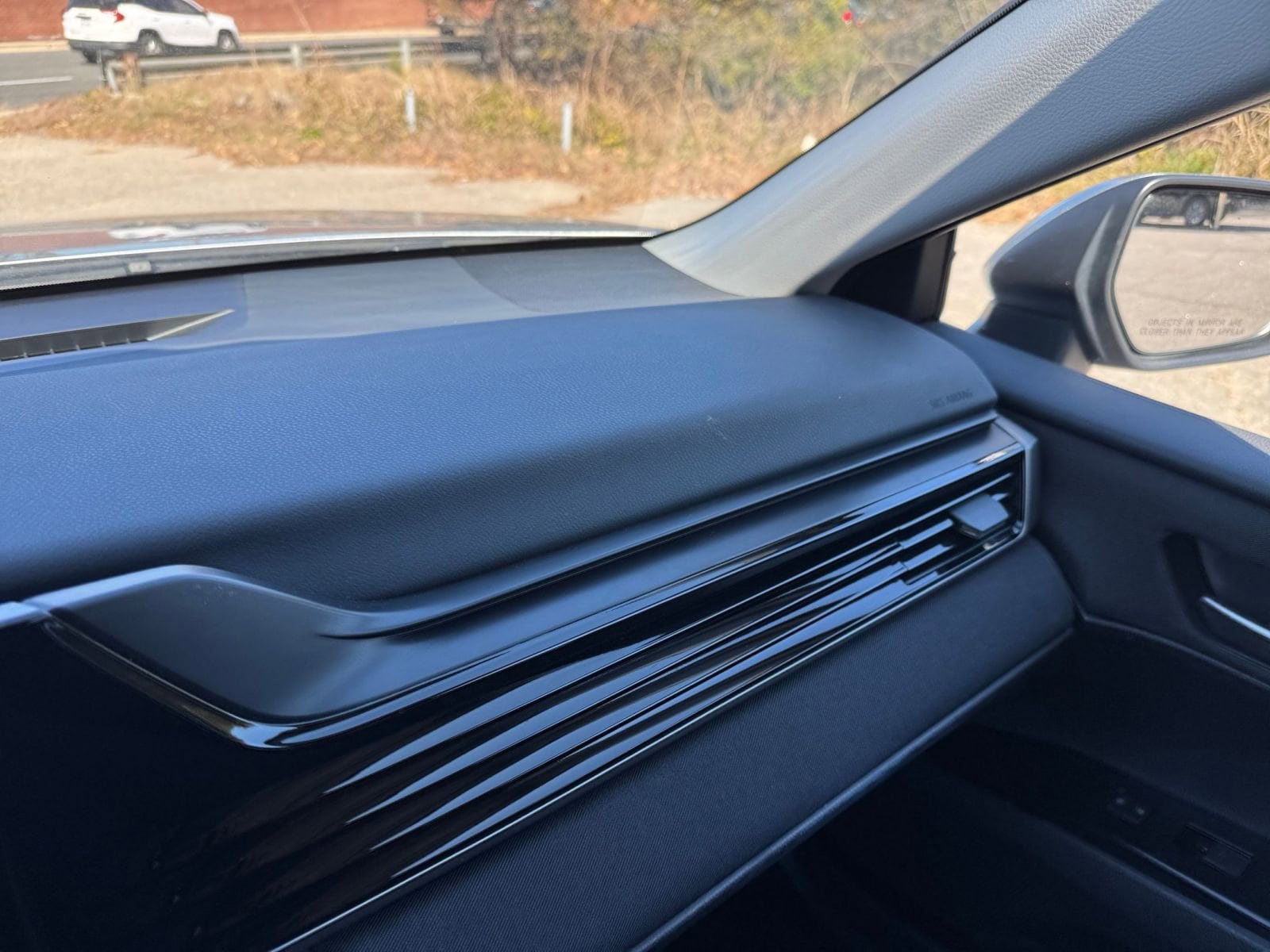 Thumbnail: 2025 Toyota Camry - 30