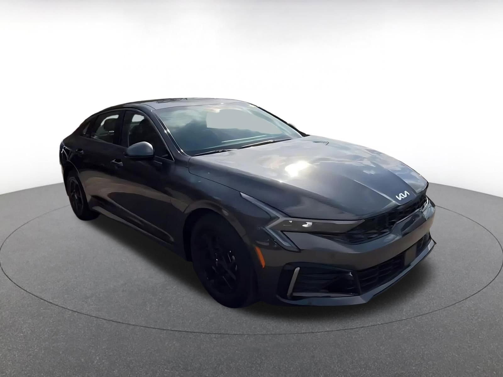 Thumbnail: 2025 Kia K5 - 3