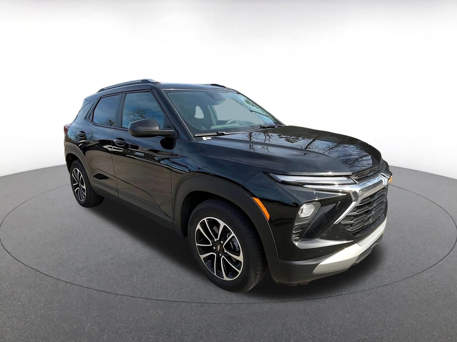 Thumbnail: 2025 Chevrolet TrailBlazer - 1