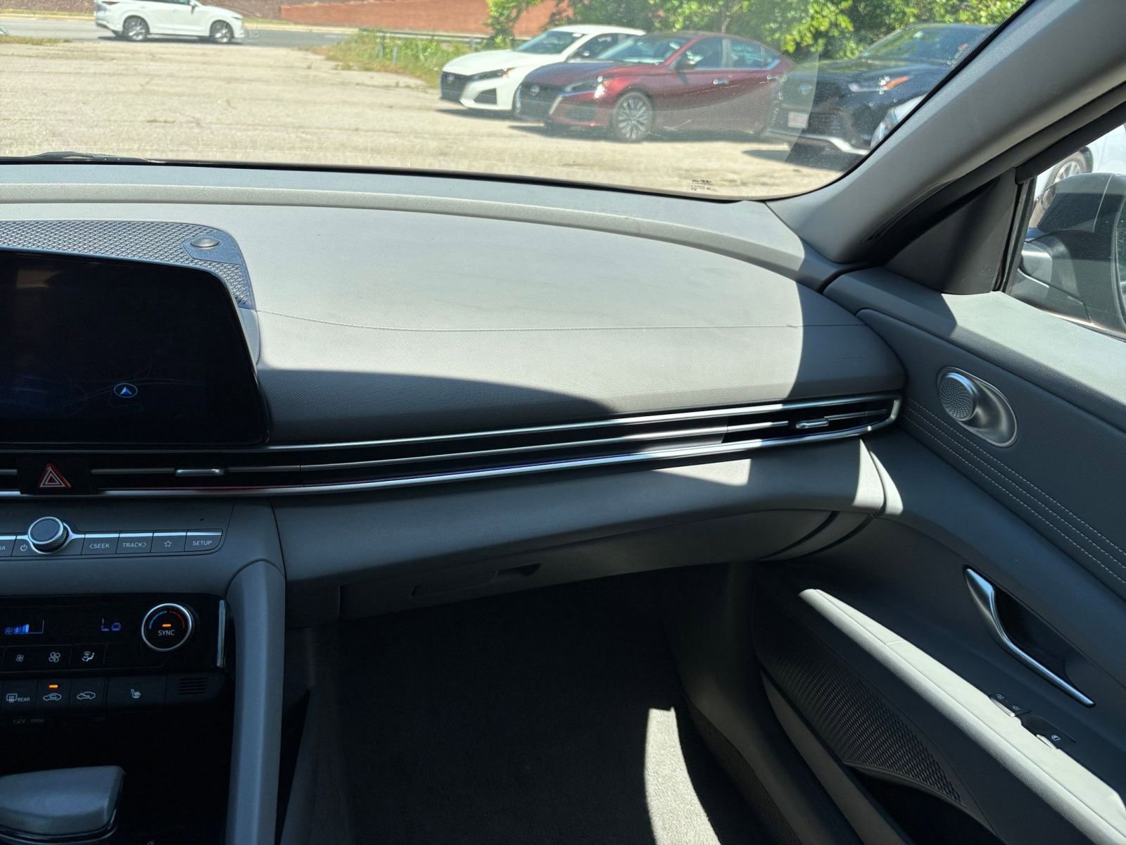 Thumbnail: 2025 Hyundai Elantra - 35