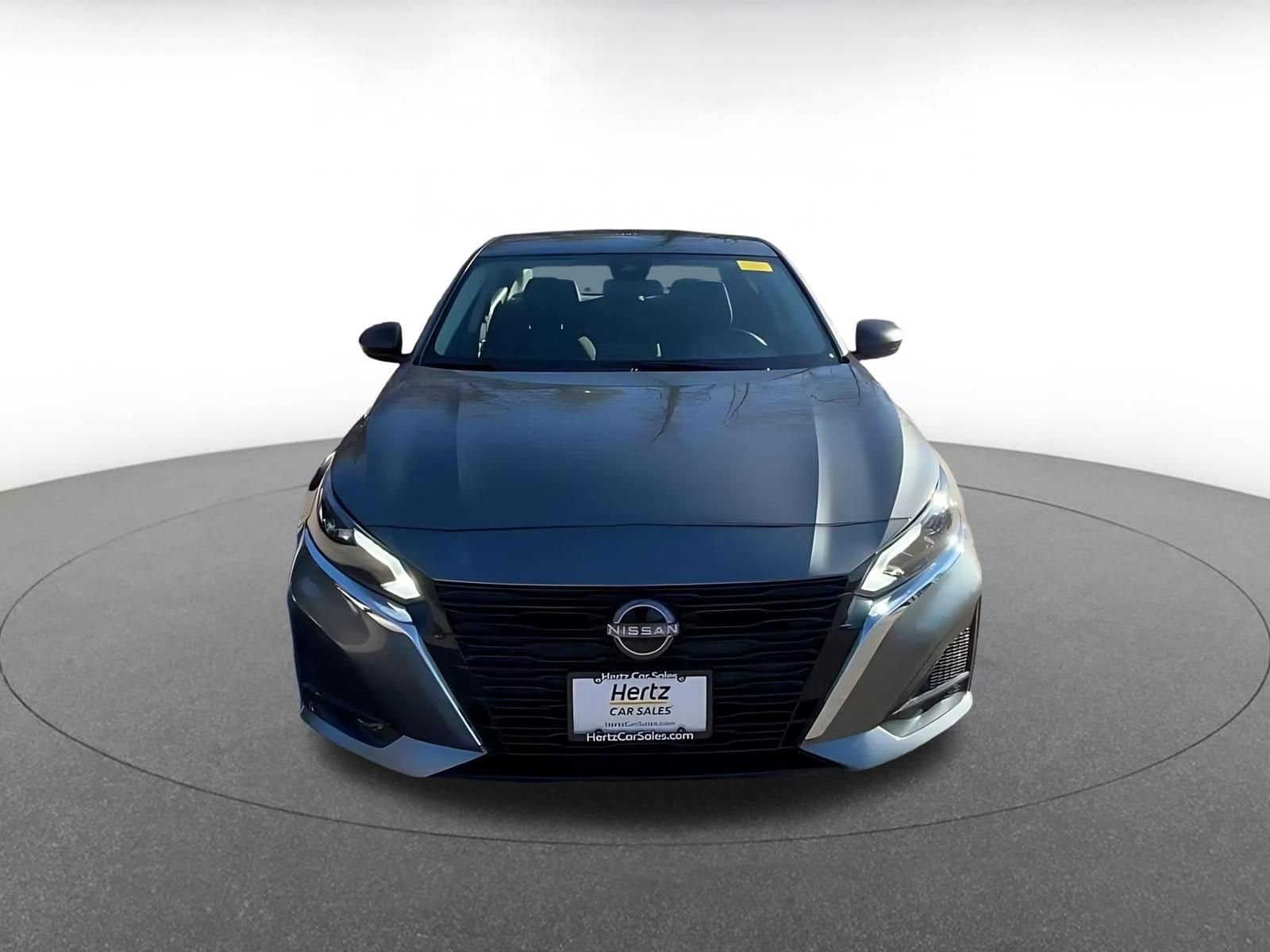 Thumbnail: 2025 Nissan Altima - 4