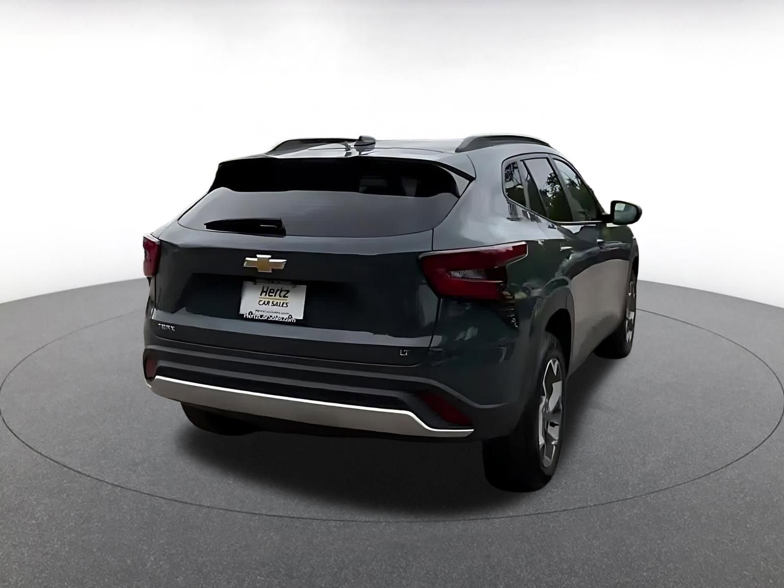Thumbnail: 2025 Chevrolet Trax - 15
