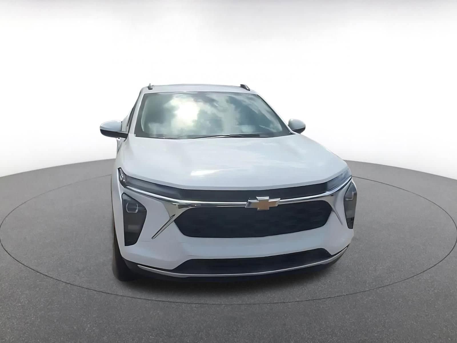 Thumbnail: 2025 Chevrolet Trax - 4