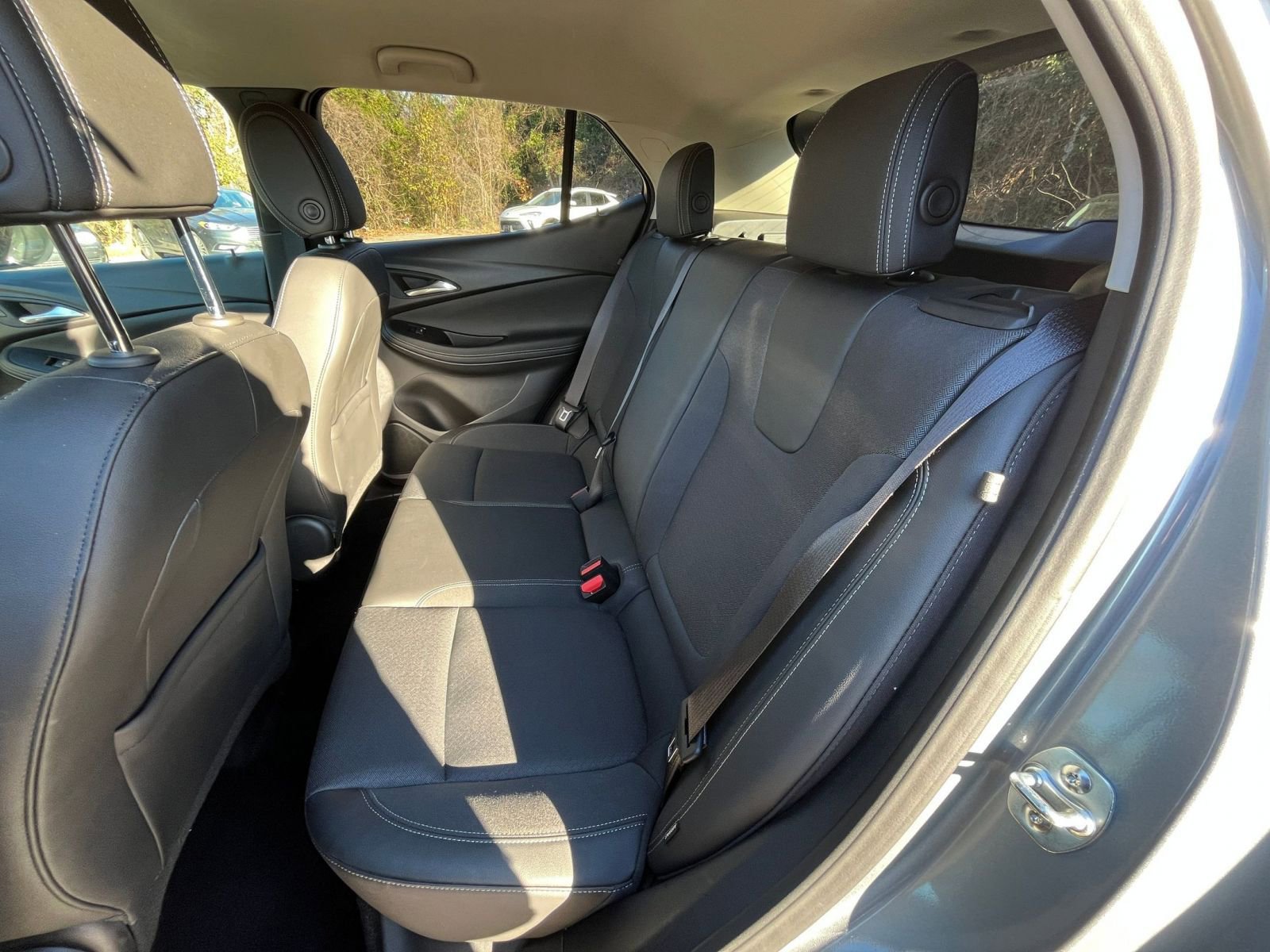 Thumbnail: 2025 Buick Encore GX - 32