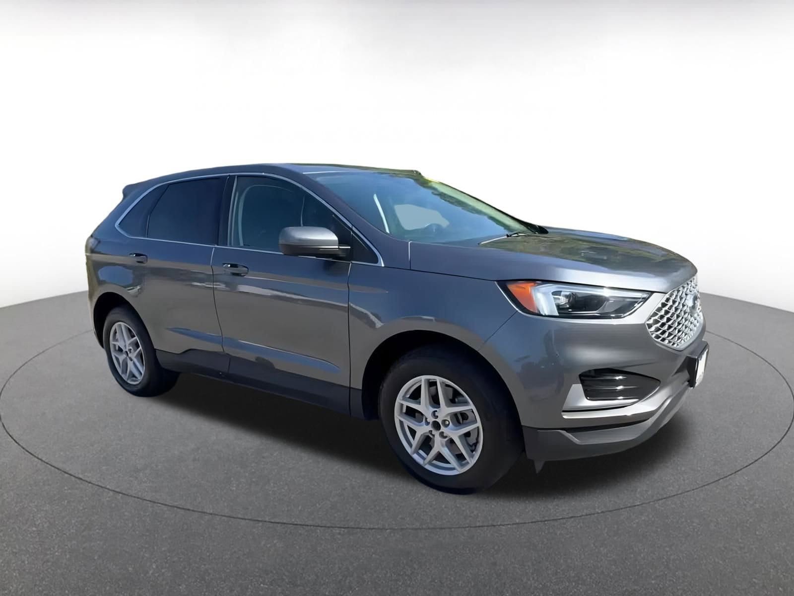 Thumbnail: 2024 Ford Edge - 2