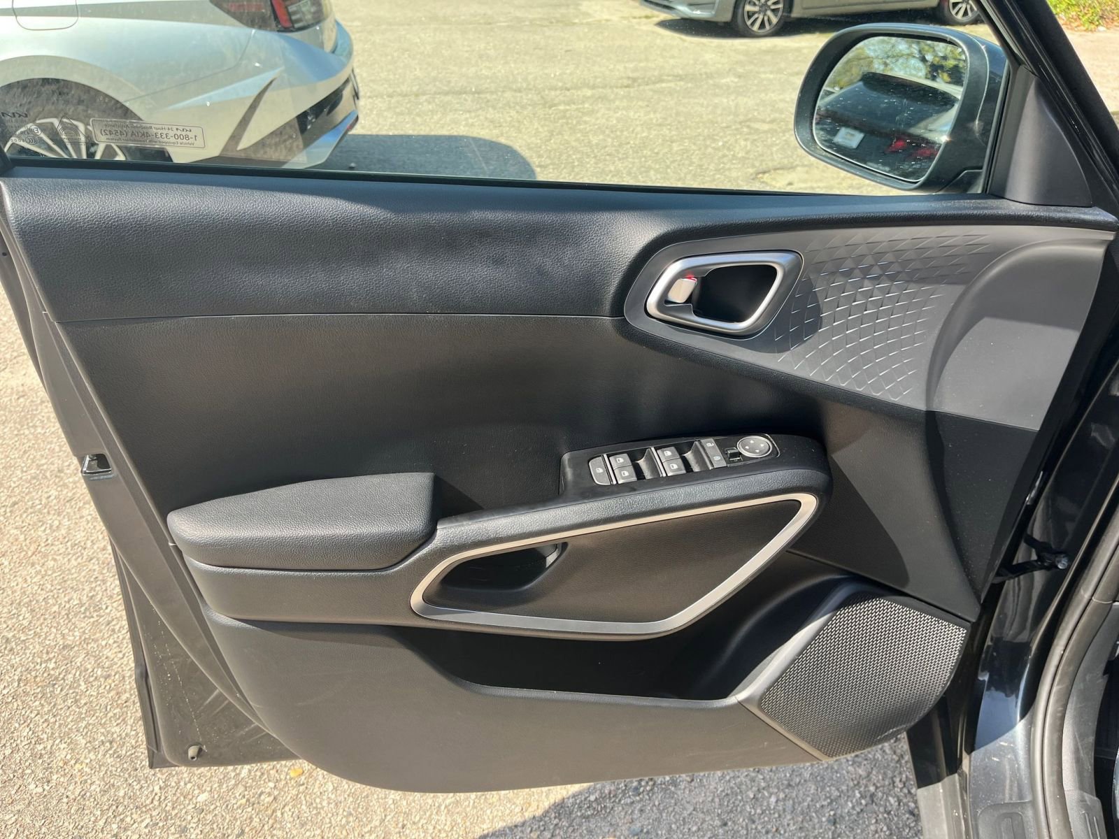 Thumbnail: 2025 Kia Soul - 18