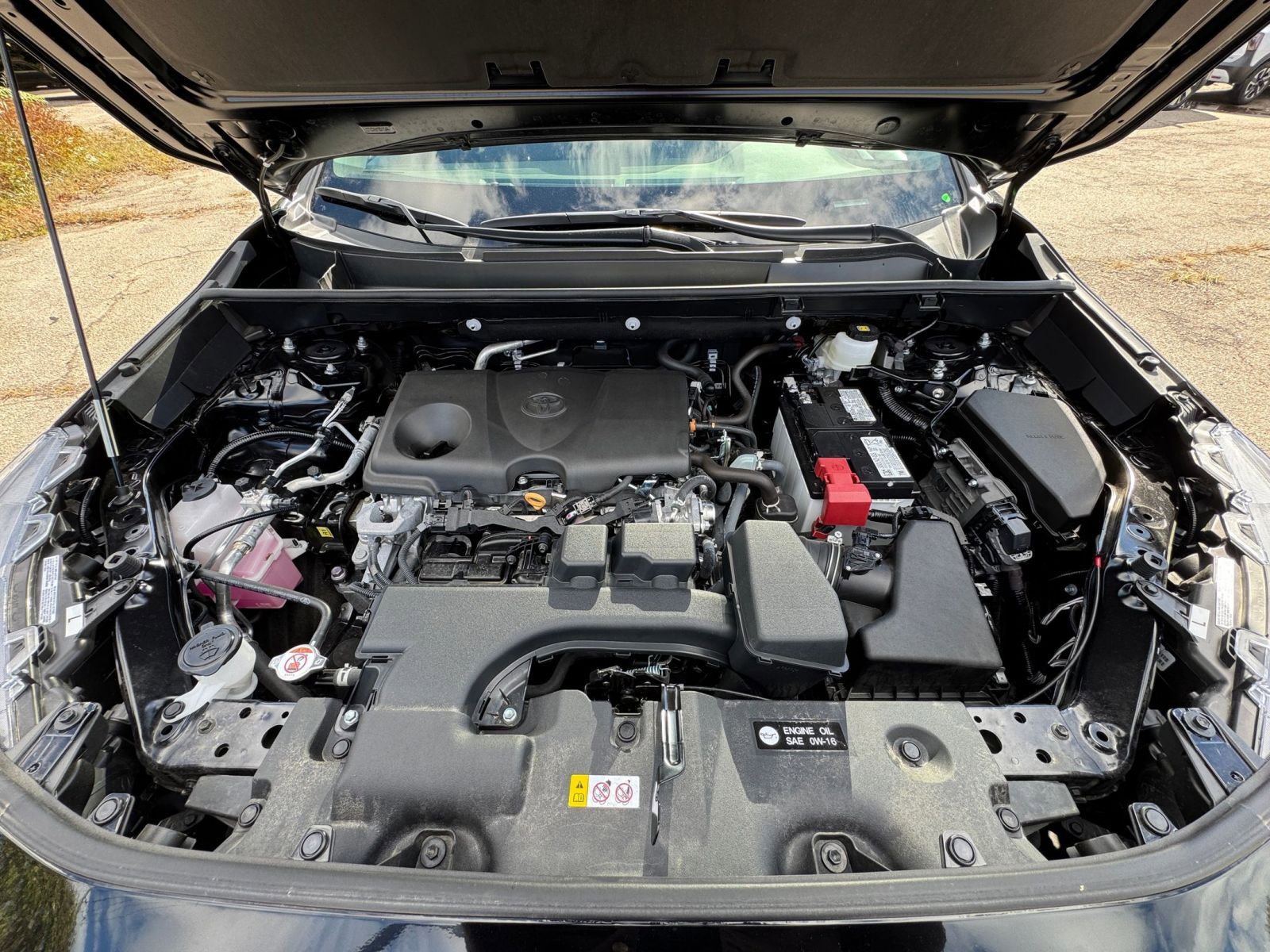 Thumbnail: 2025 Toyota RAV4 - 27