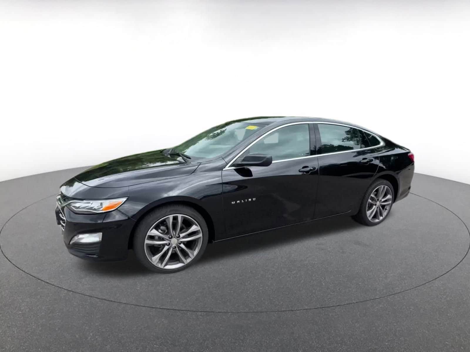 Thumbnail: 2024 Chevrolet Malibu - 8