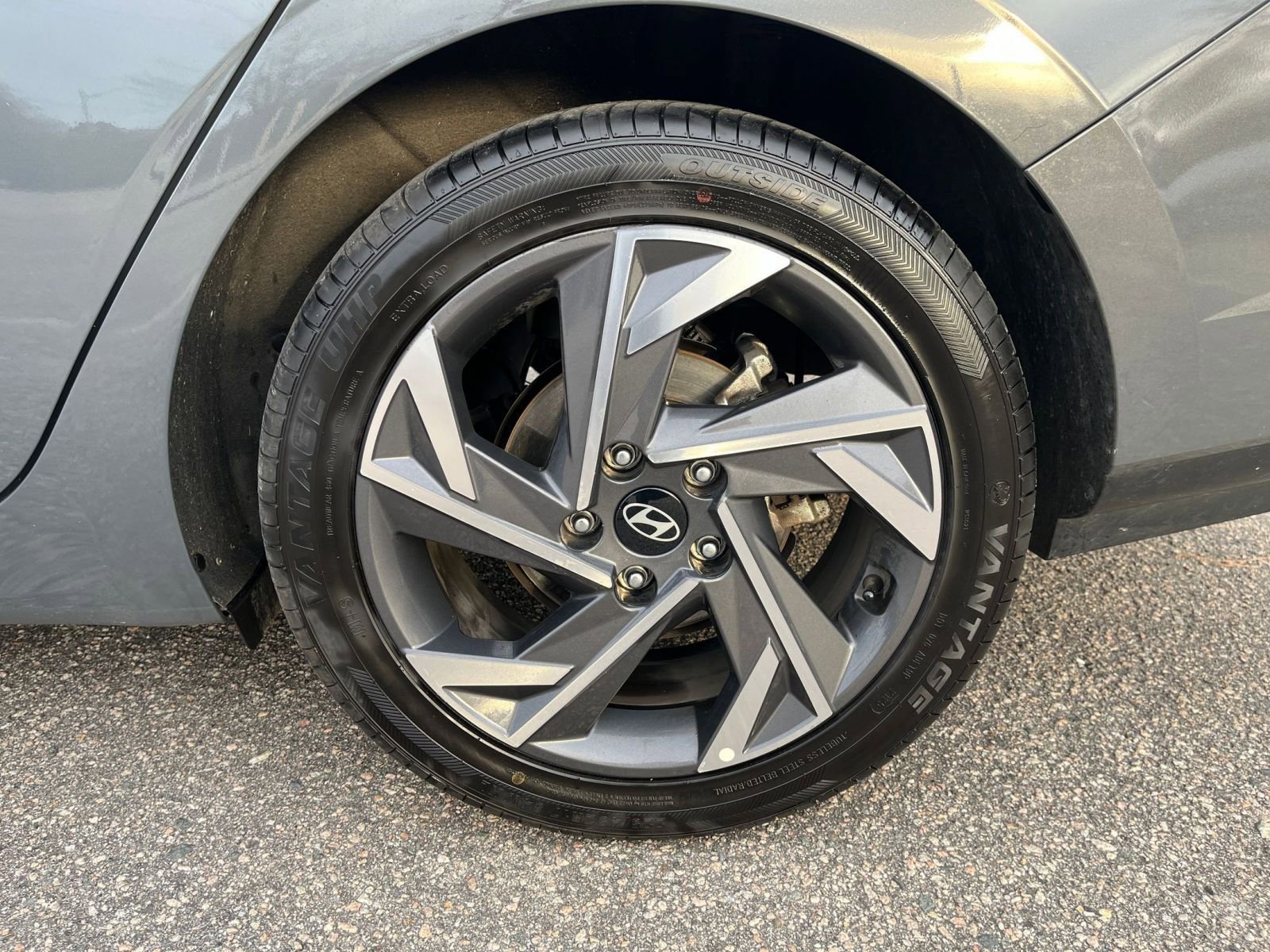 Thumbnail: 2025 Hyundai Elantra - 27