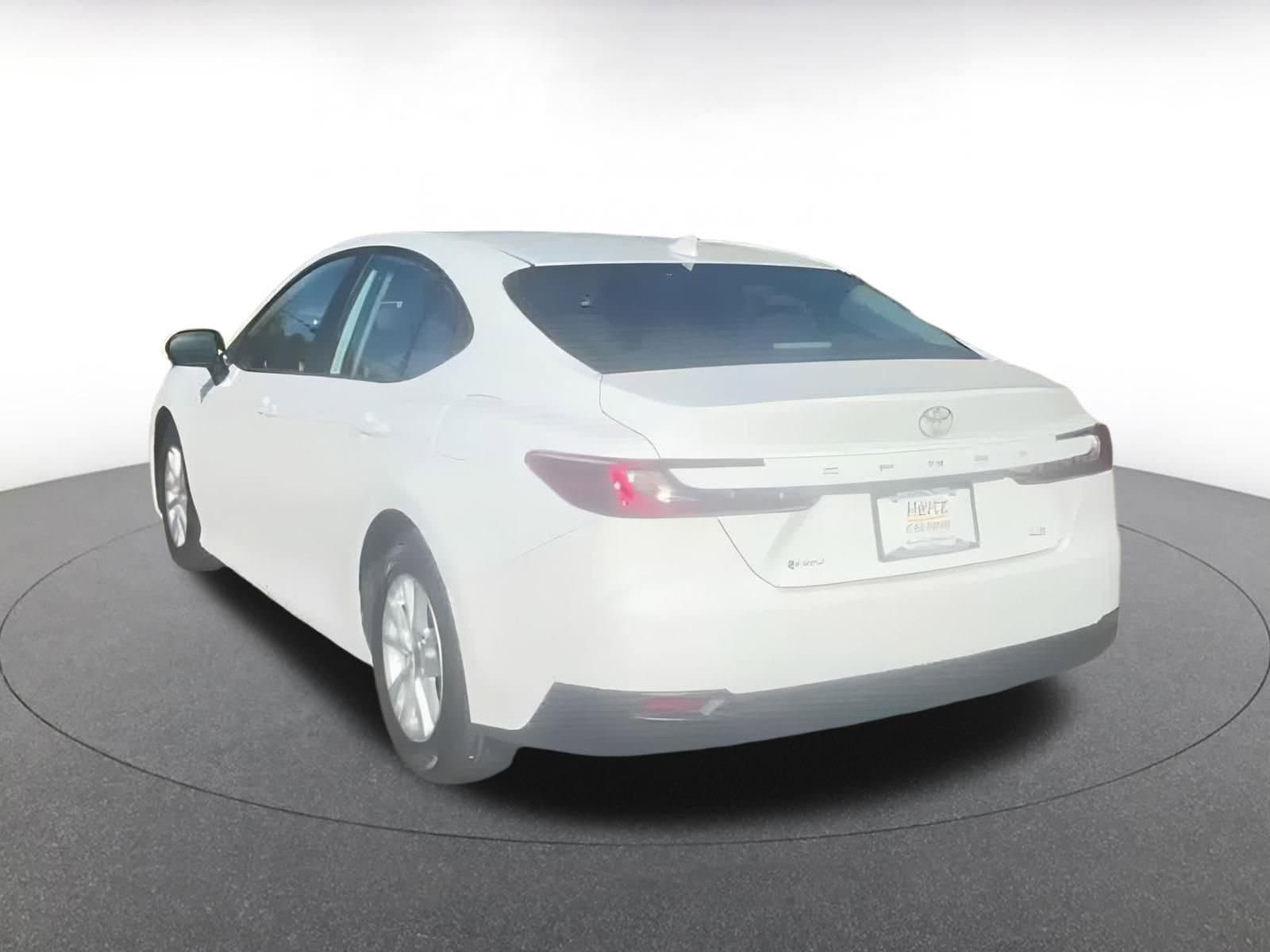 Thumbnail: 2025 Toyota Camry - 11