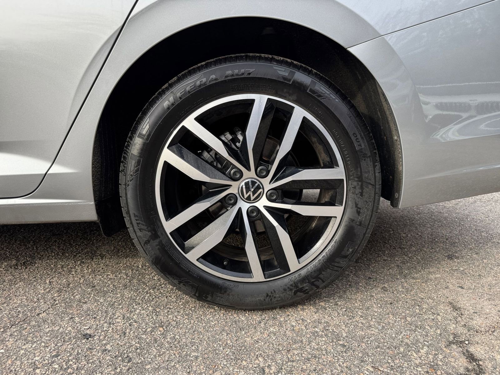 Thumbnail: 2025 Volkswagen Jetta - 27