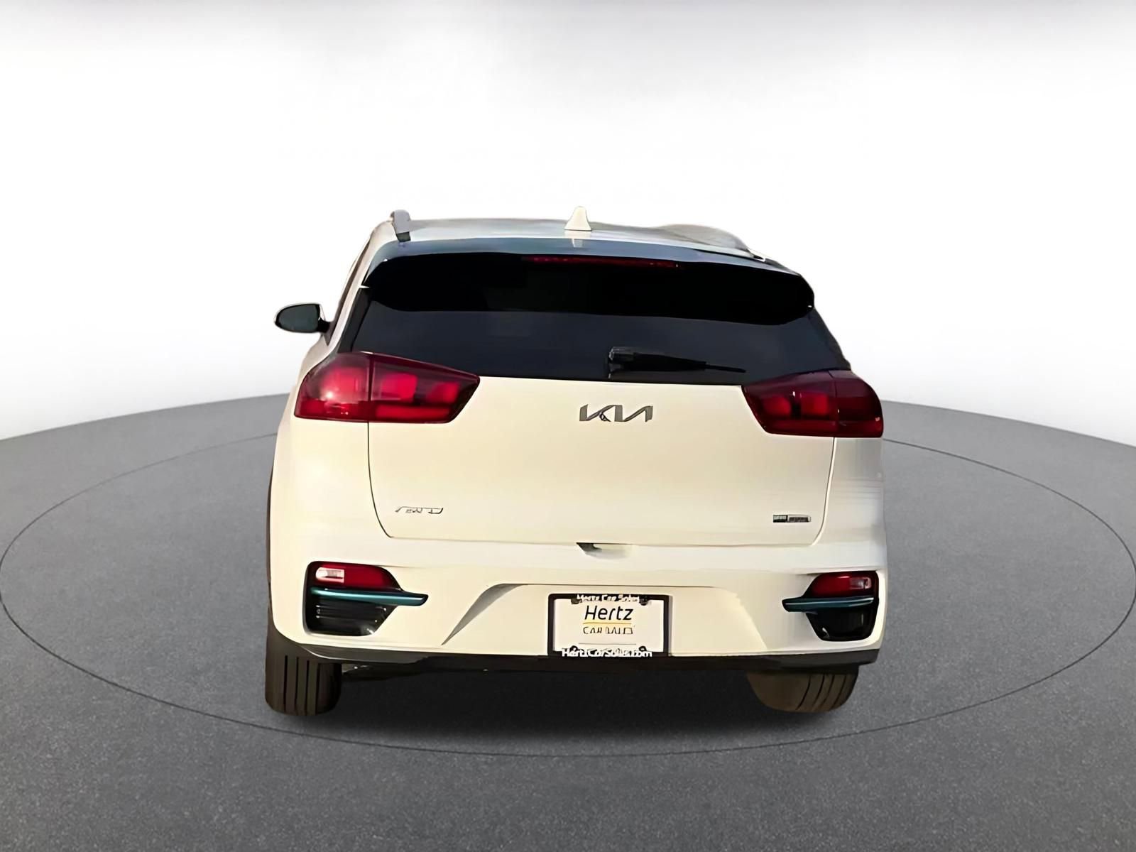 Thumbnail: 2022 Kia Niro - 12