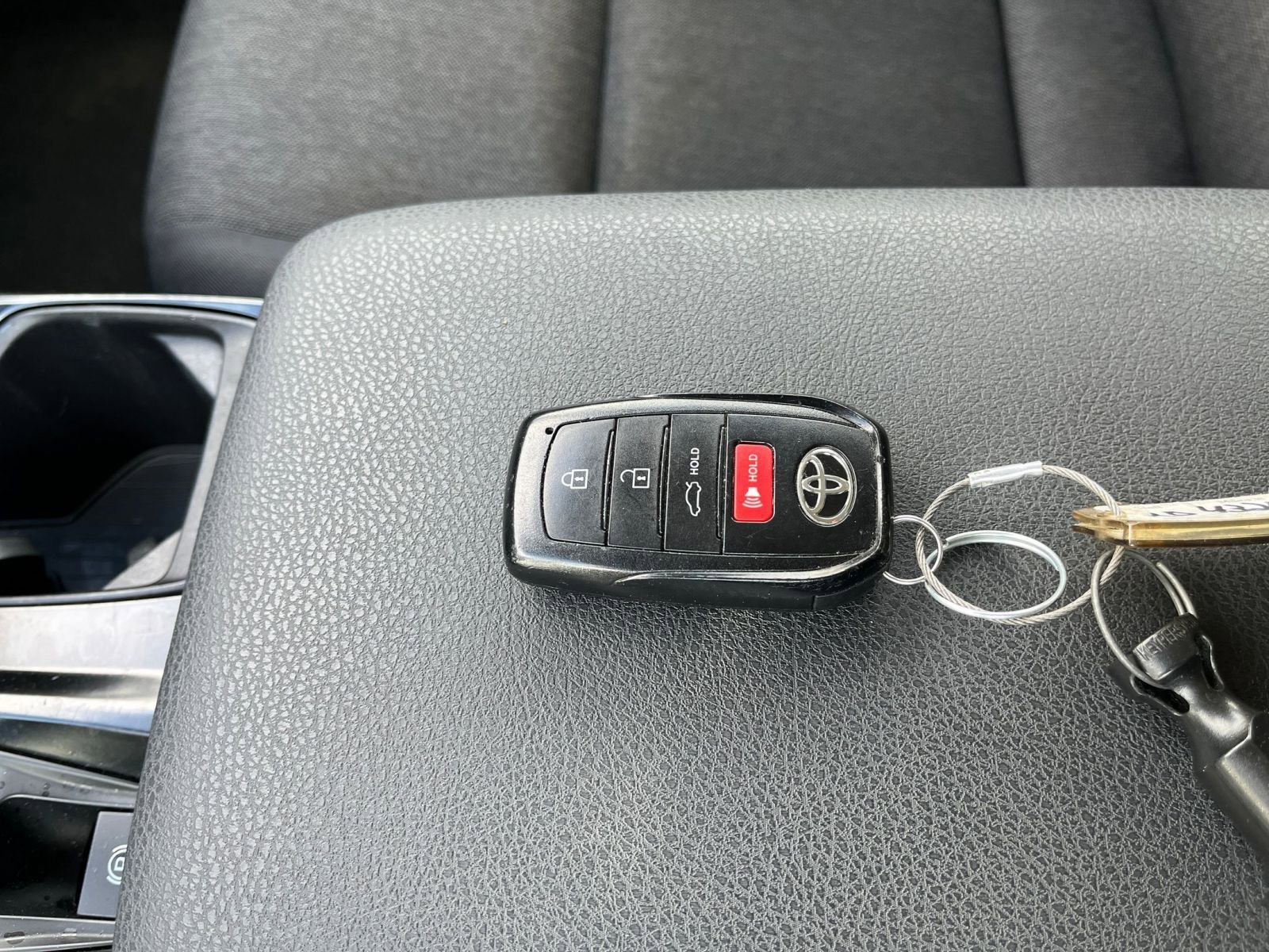 Thumbnail: 2025 Toyota Camry - 20