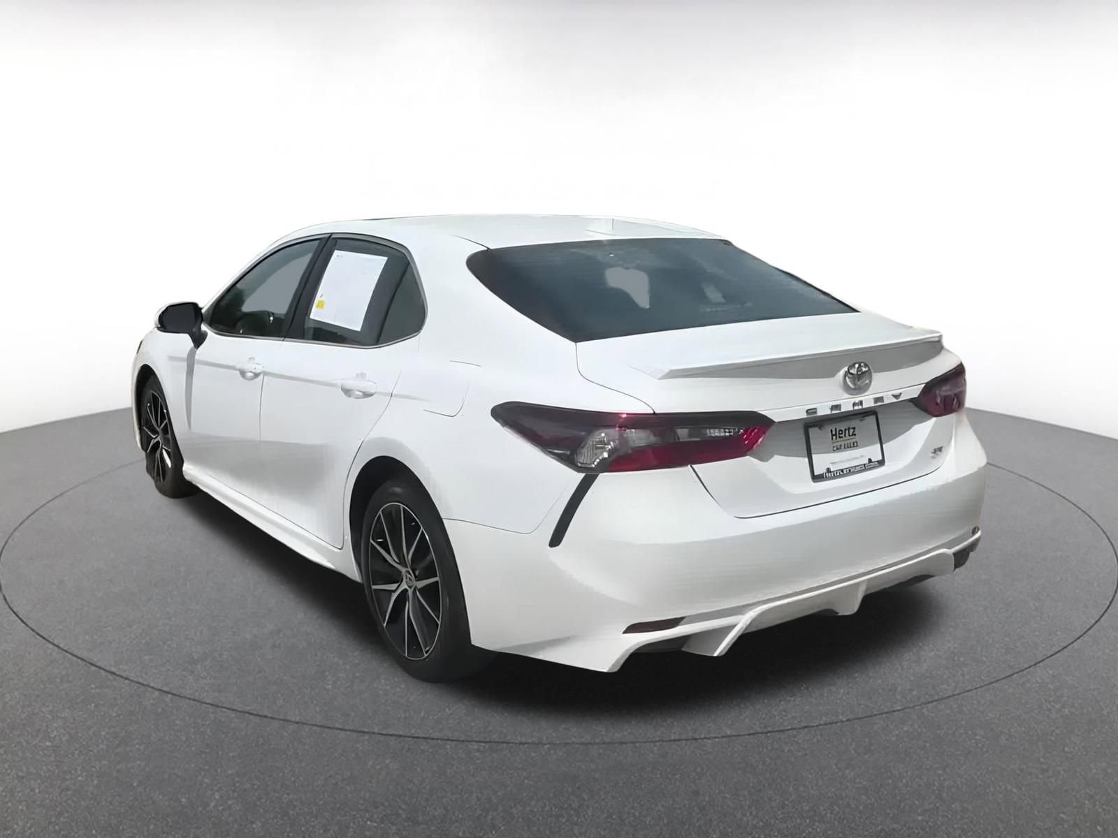 Thumbnail: 2024 Toyota Camry - 11