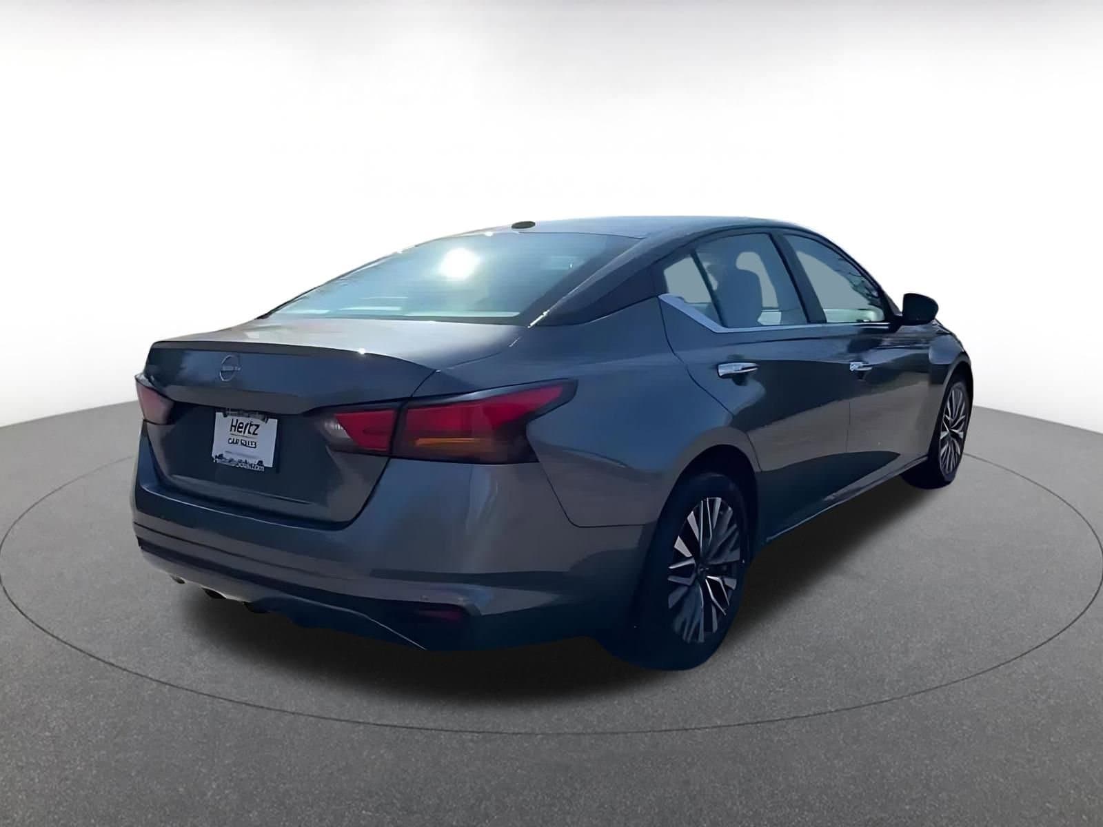 Thumbnail: 2025 Nissan Altima - 14