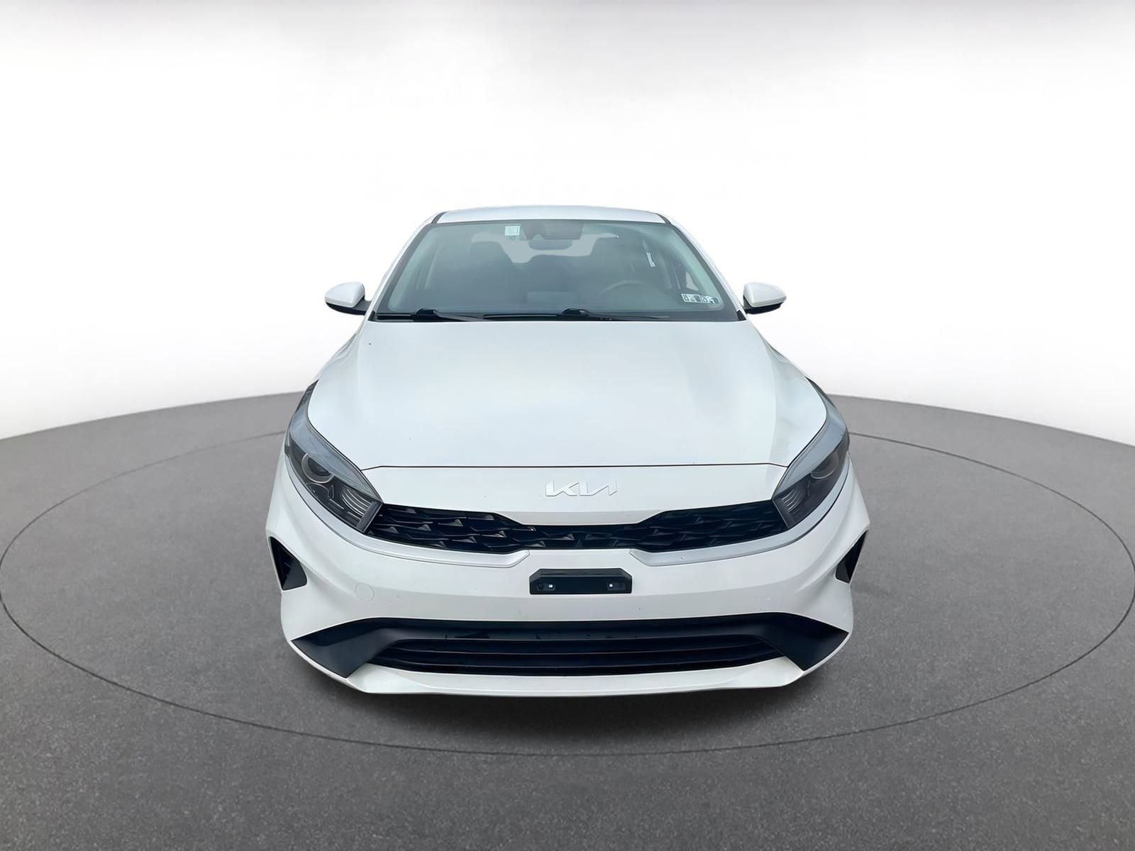 Thumbnail: 2023 Kia Forte - 2