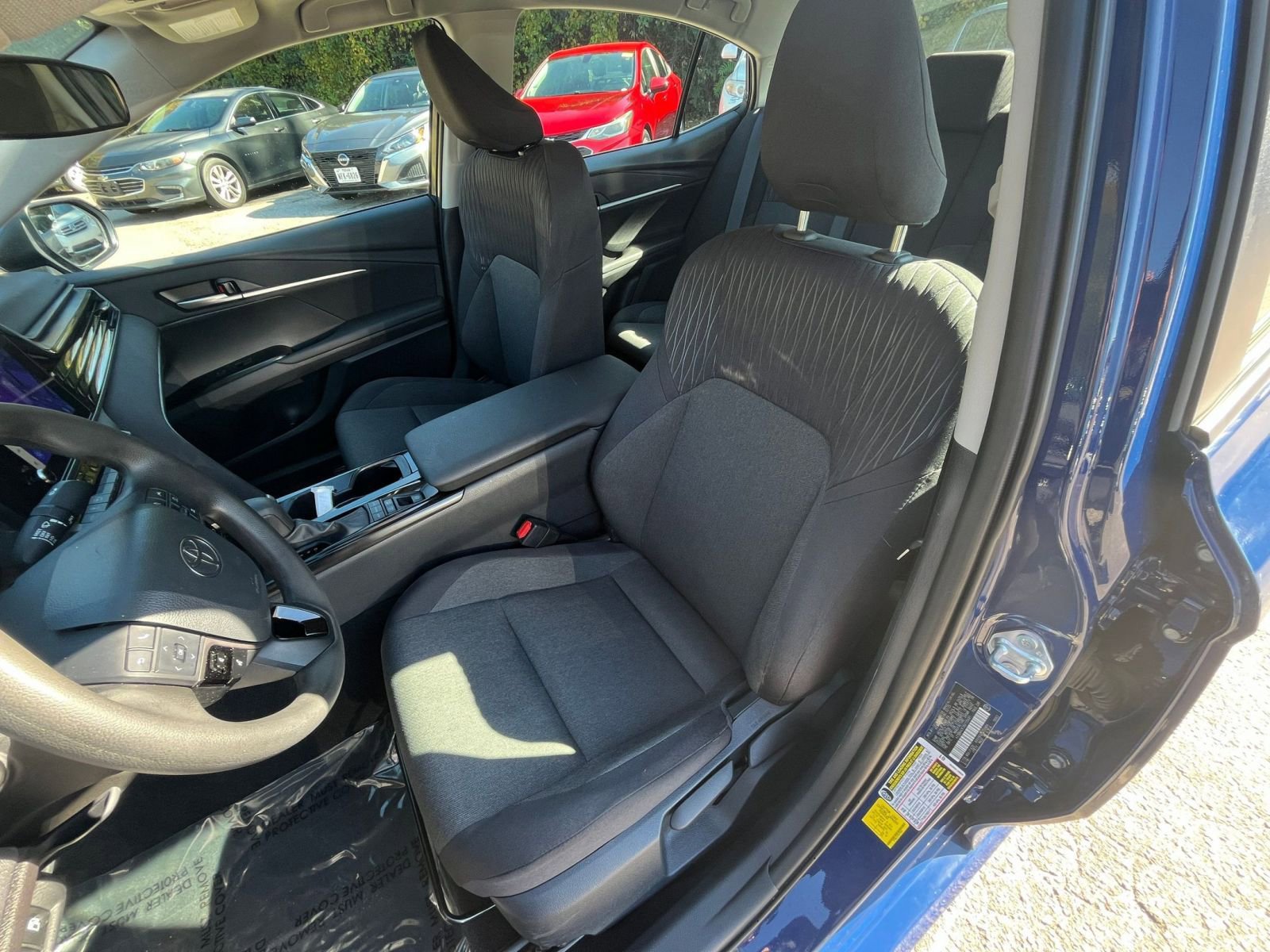 Thumbnail: 2025 Toyota Camry - 31