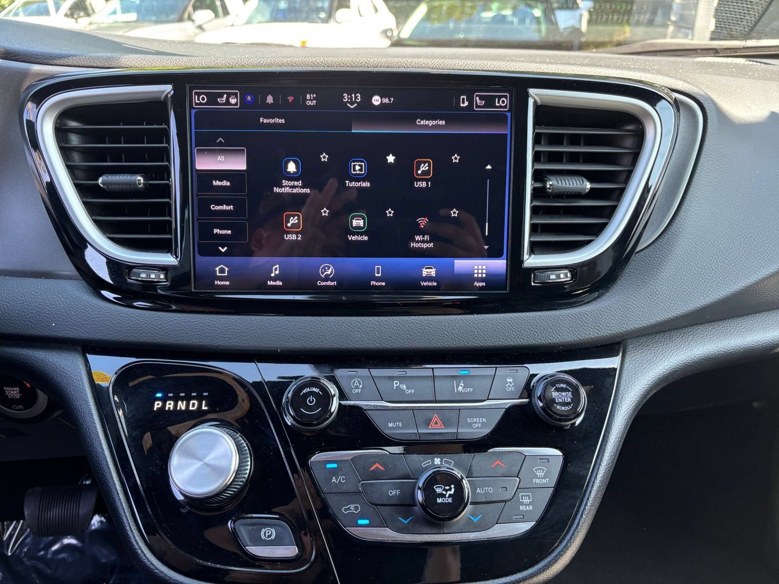 Thumbnail: 2025 Chrysler Pacifica - 16