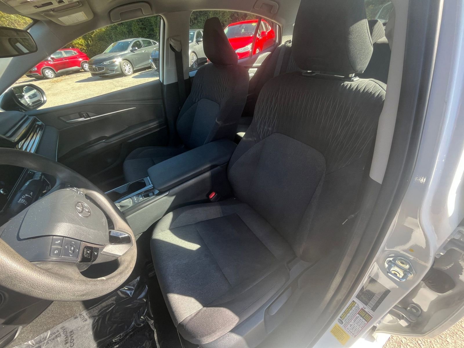 Thumbnail: 2025 Toyota Camry - 31