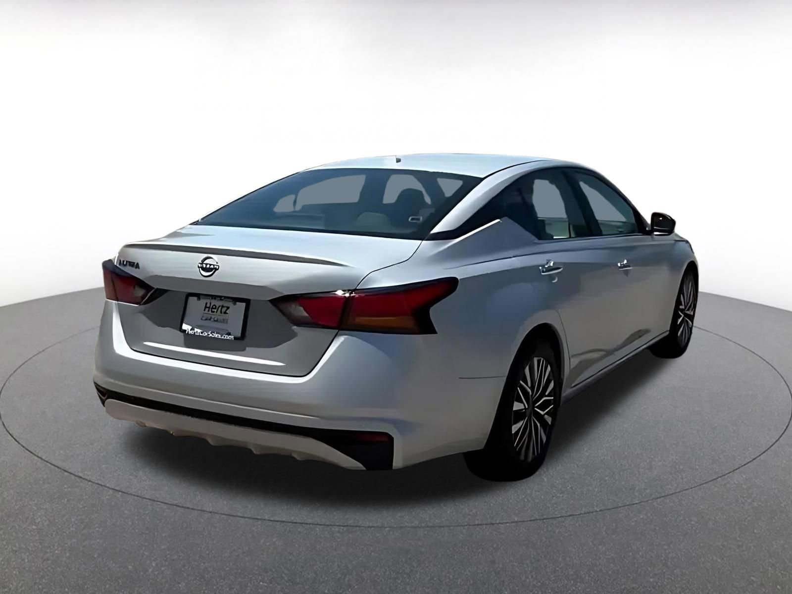 Thumbnail: 2025 Nissan Altima - 14