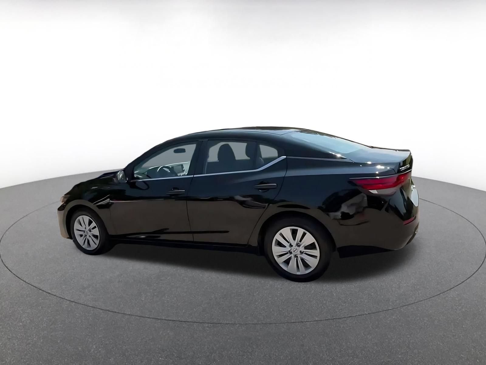 Thumbnail: 2025 Nissan Sentra - 8