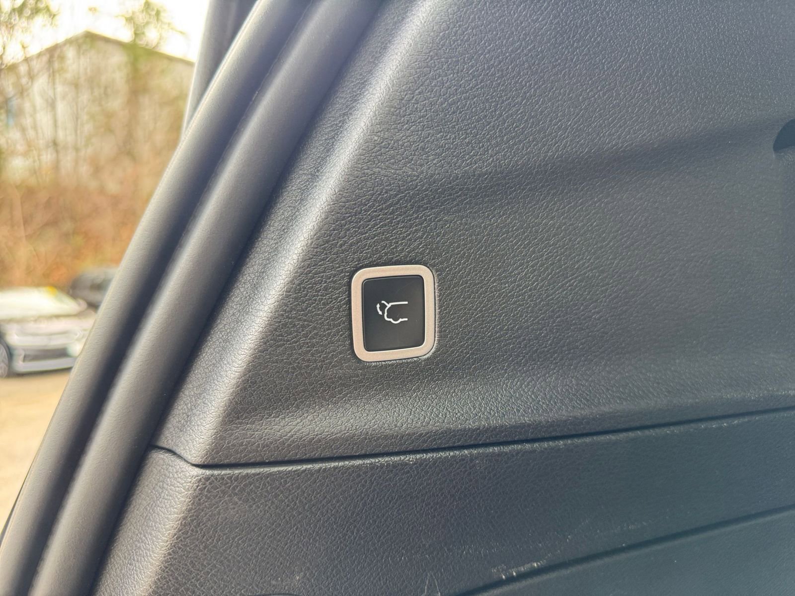 Thumbnail: 2025 Chrysler Pacifica - 21