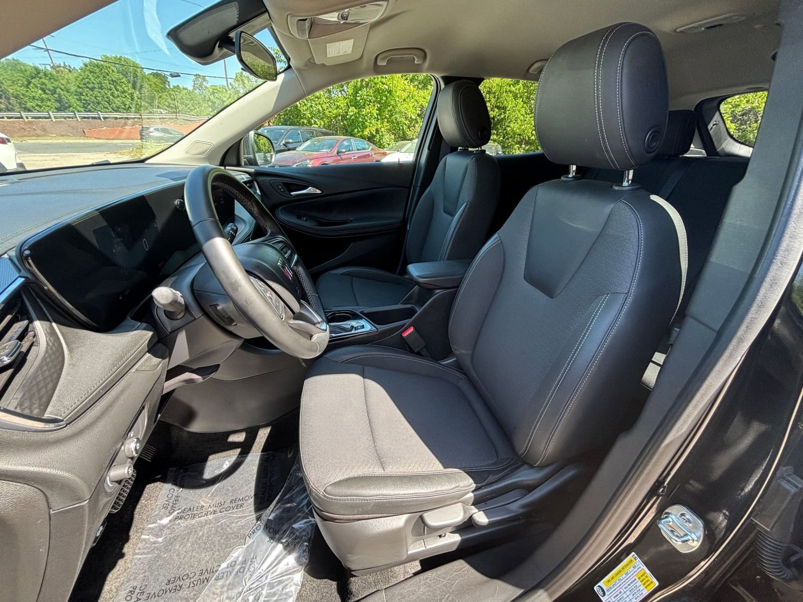 Thumbnail: 2025 Buick Encore GX - 32