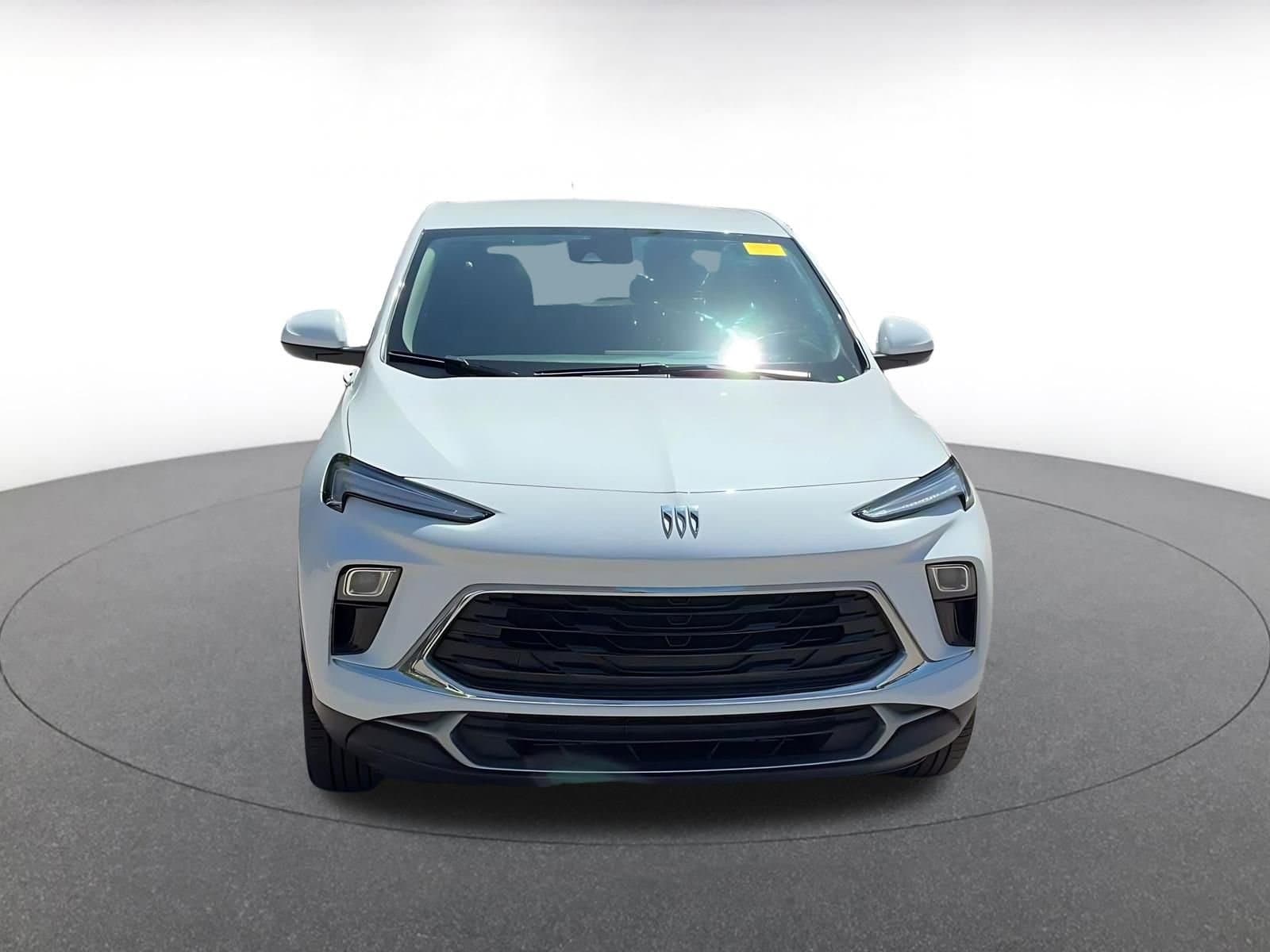 Thumbnail: 2025 Buick Encore GX - 3