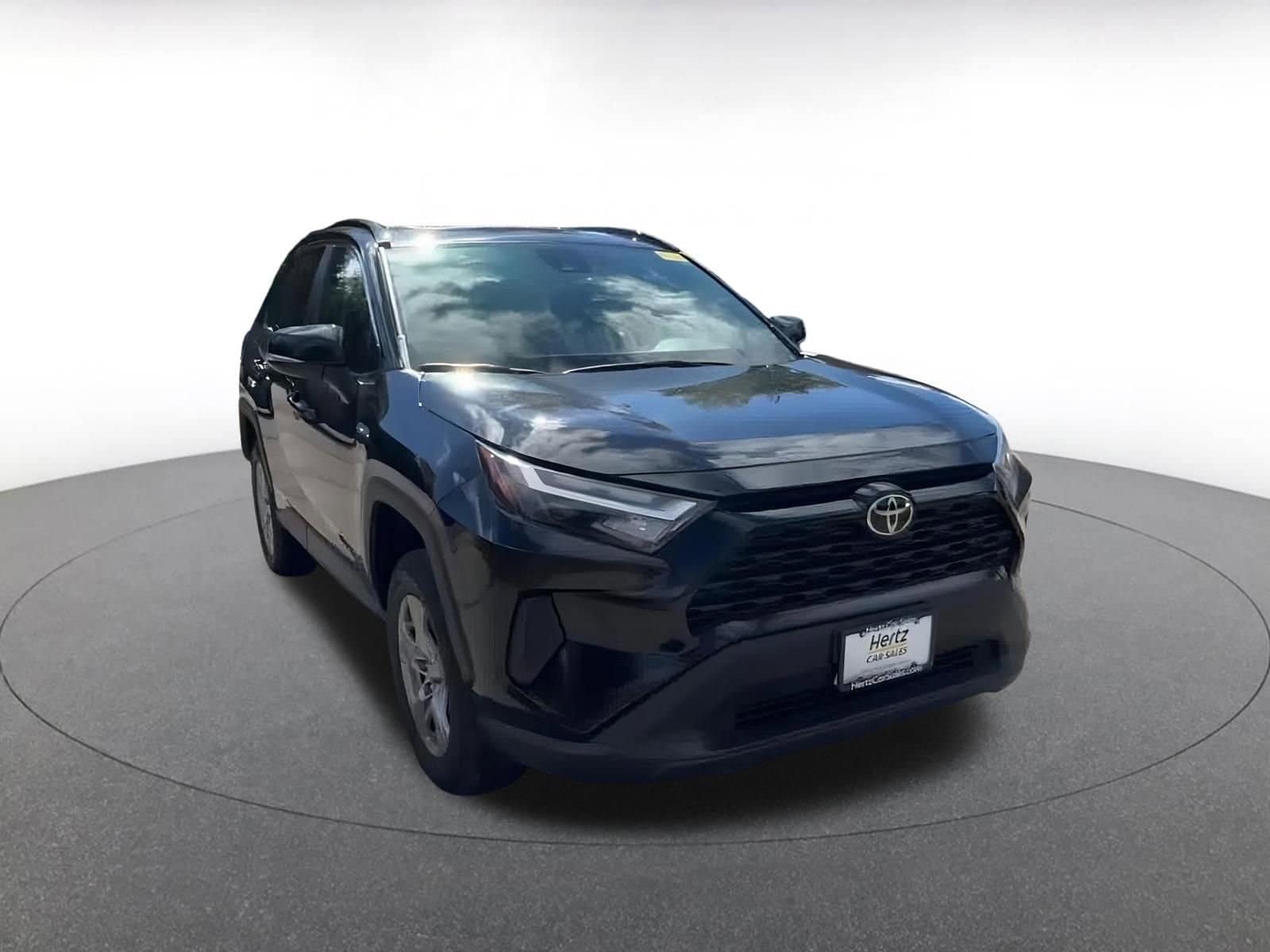 Thumbnail: 2025 Toyota RAV4 - 3