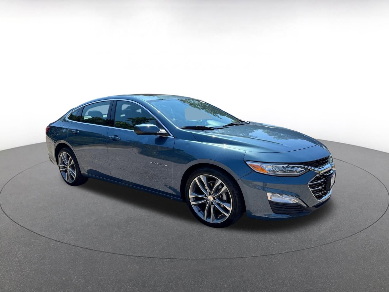 Thumbnail: 2024 Chevrolet Malibu - 1