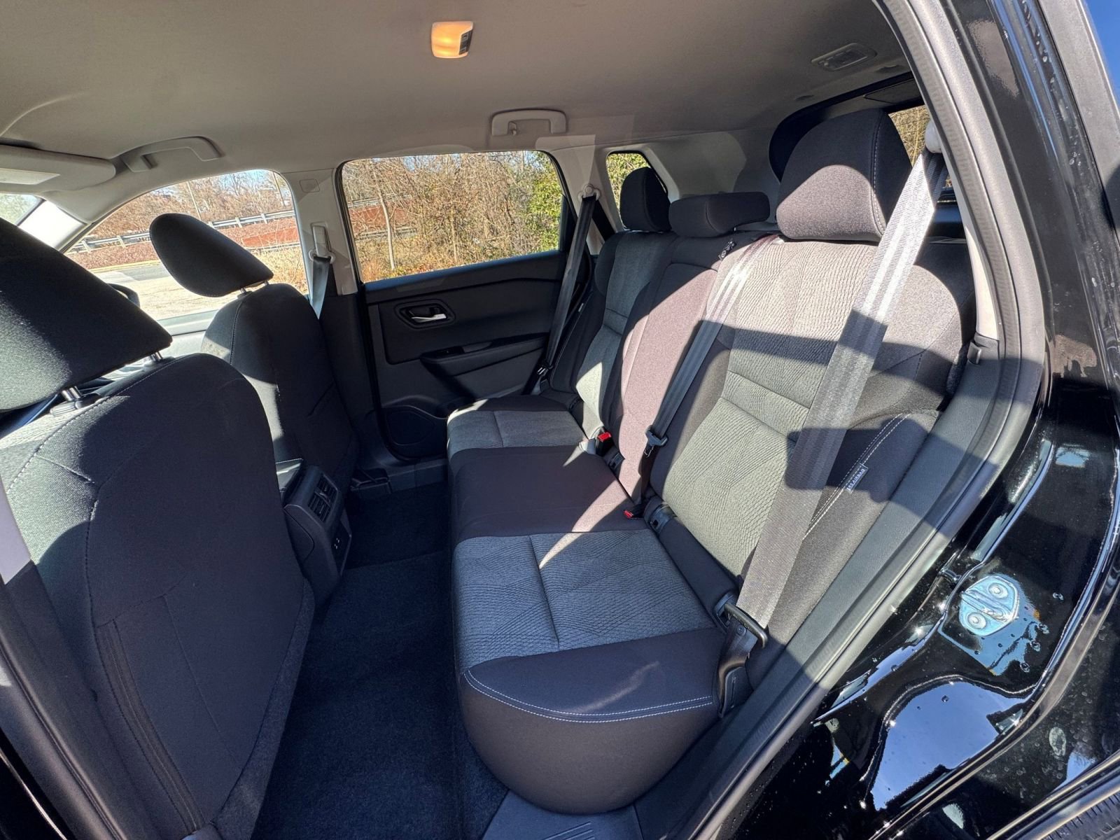 Thumbnail: 2025 Nissan Rogue - 33