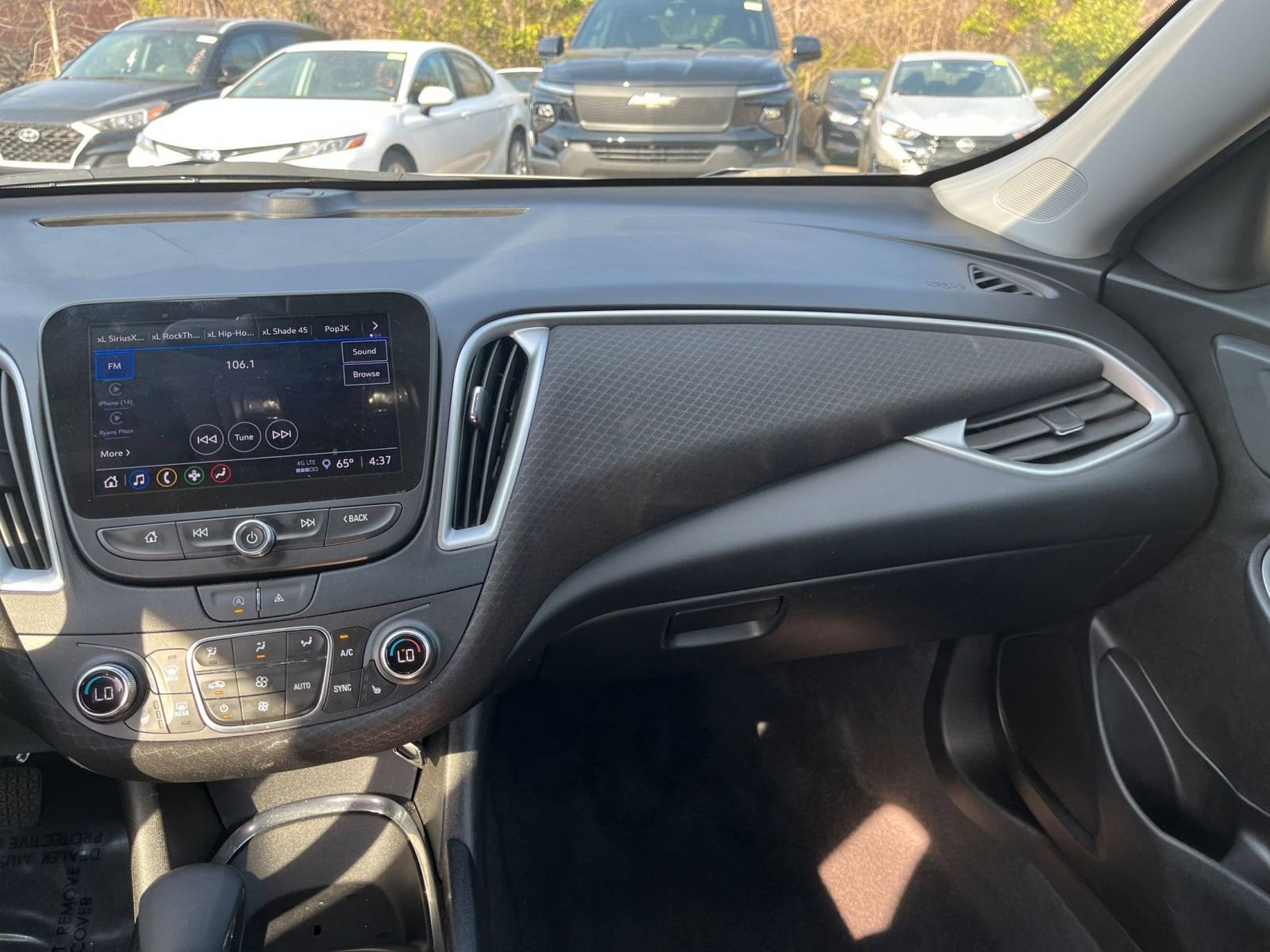 2023 Chevrolet Malibu LT 24