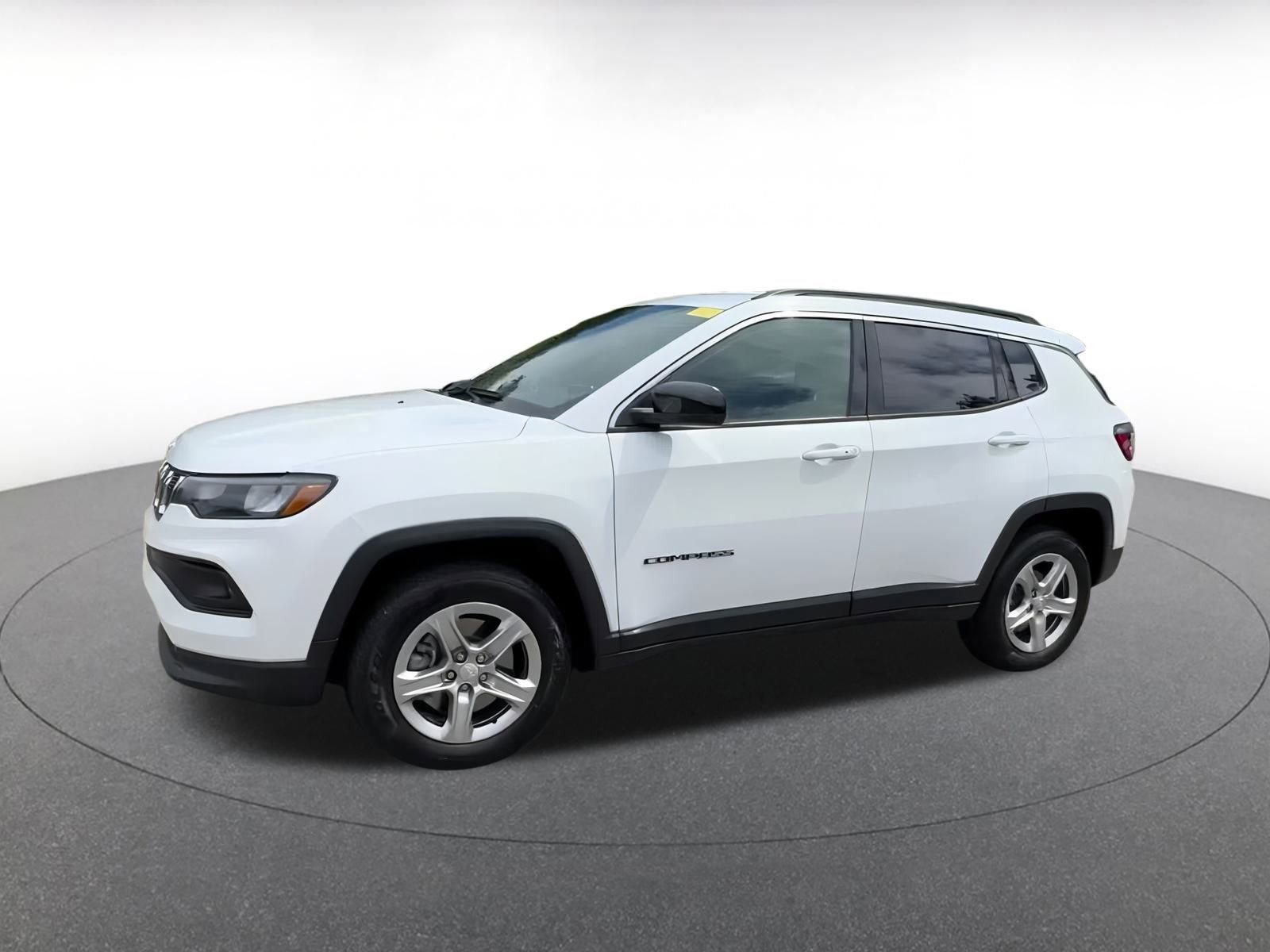 Thumbnail: 2023 Jeep Compass - 8