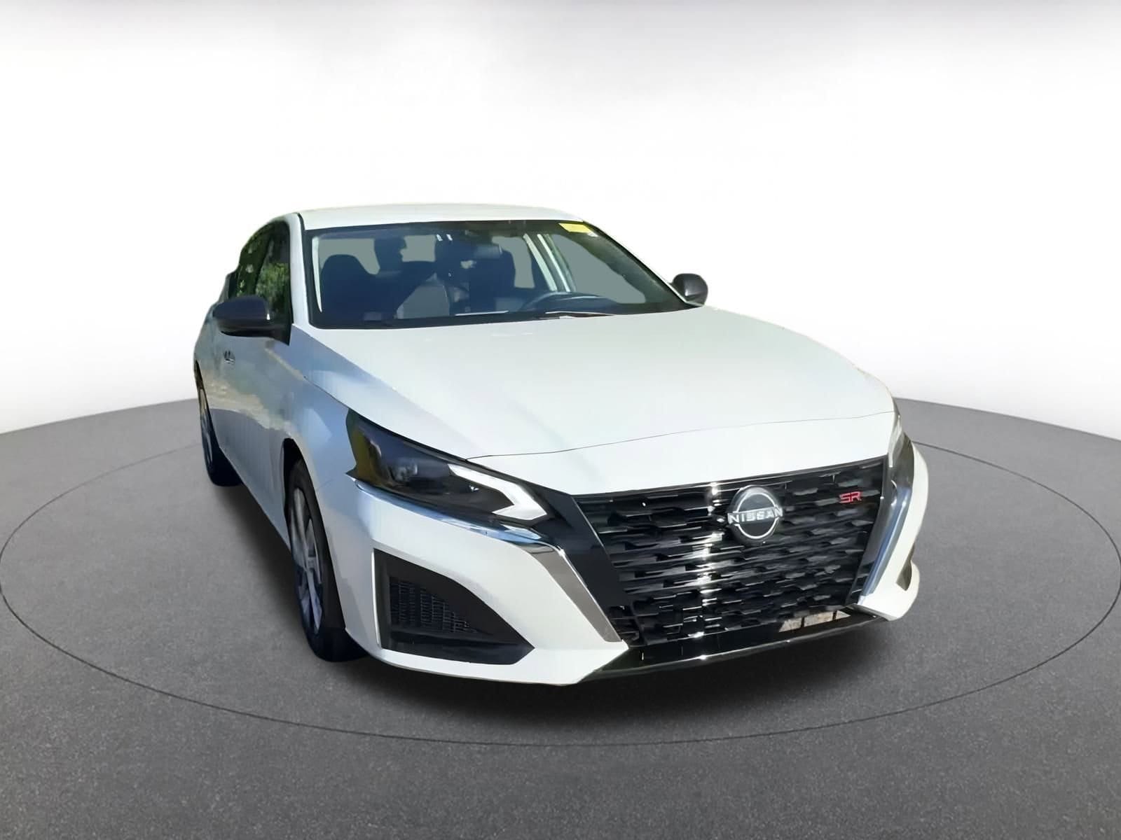 Thumbnail: 2024 Nissan Altima - 3