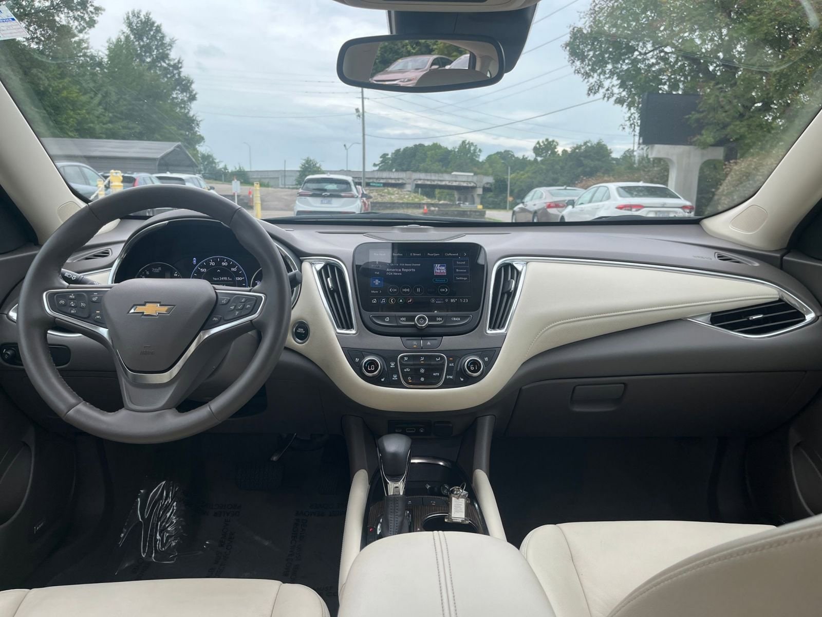 Thumbnail: 2024 Chevrolet Malibu - 28