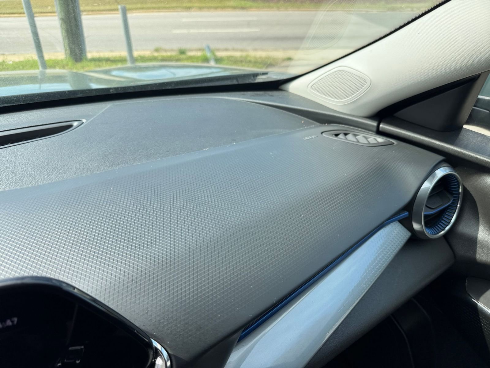 Thumbnail: 2025 Chevrolet Trax - 31