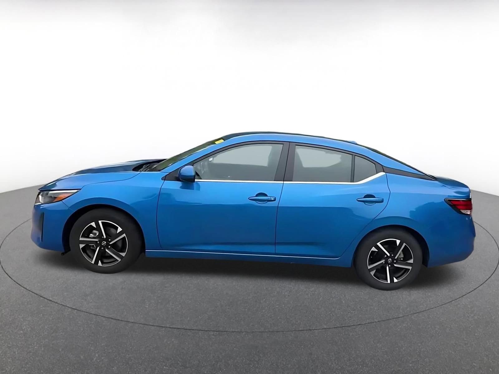 Thumbnail: 2025 Nissan Sentra - 9