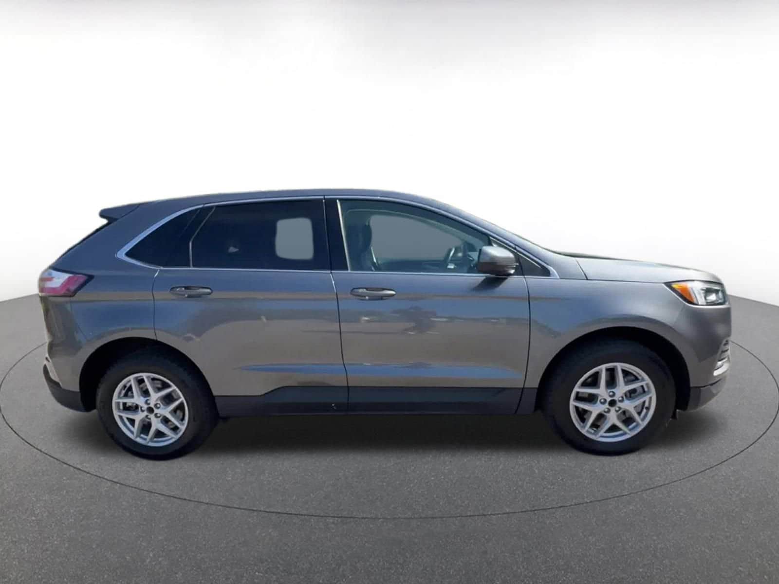 Thumbnail: 2024 Ford Edge - 16