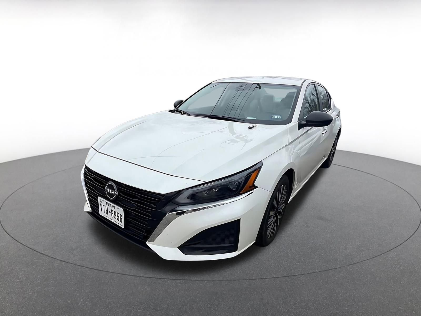 Thumbnail: 2025 Nissan Altima - 3