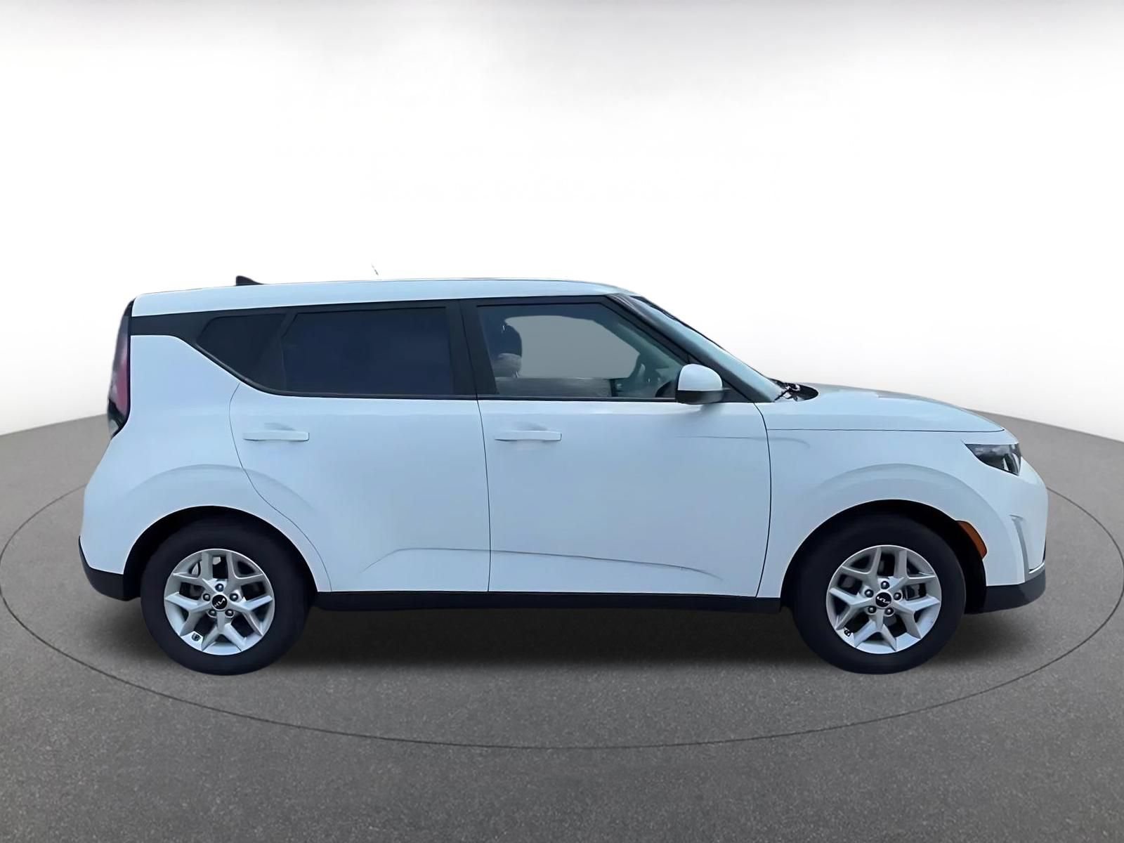 Thumbnail: 2025 Kia Soul - 13