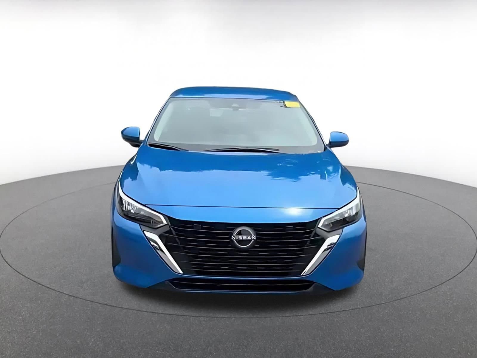 Thumbnail: 2025 Nissan Sentra - 4