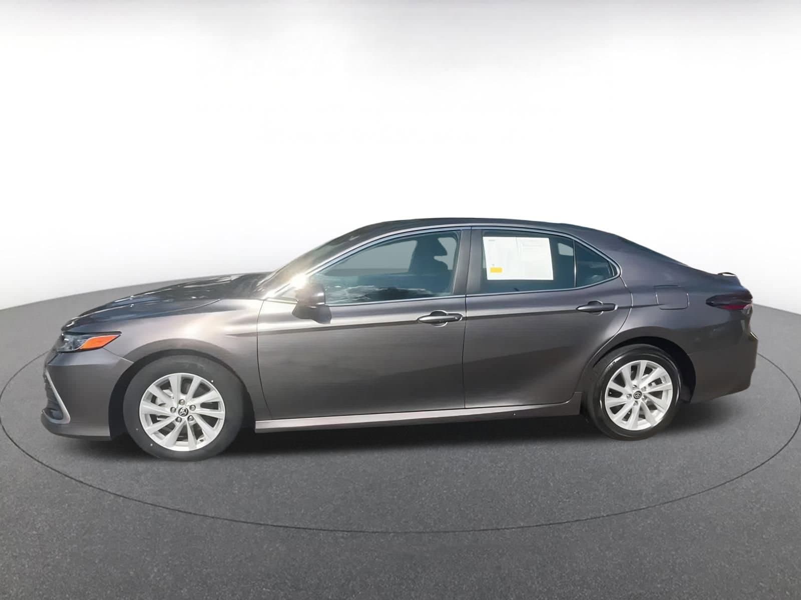 Thumbnail: 2024 Toyota Camry - 8