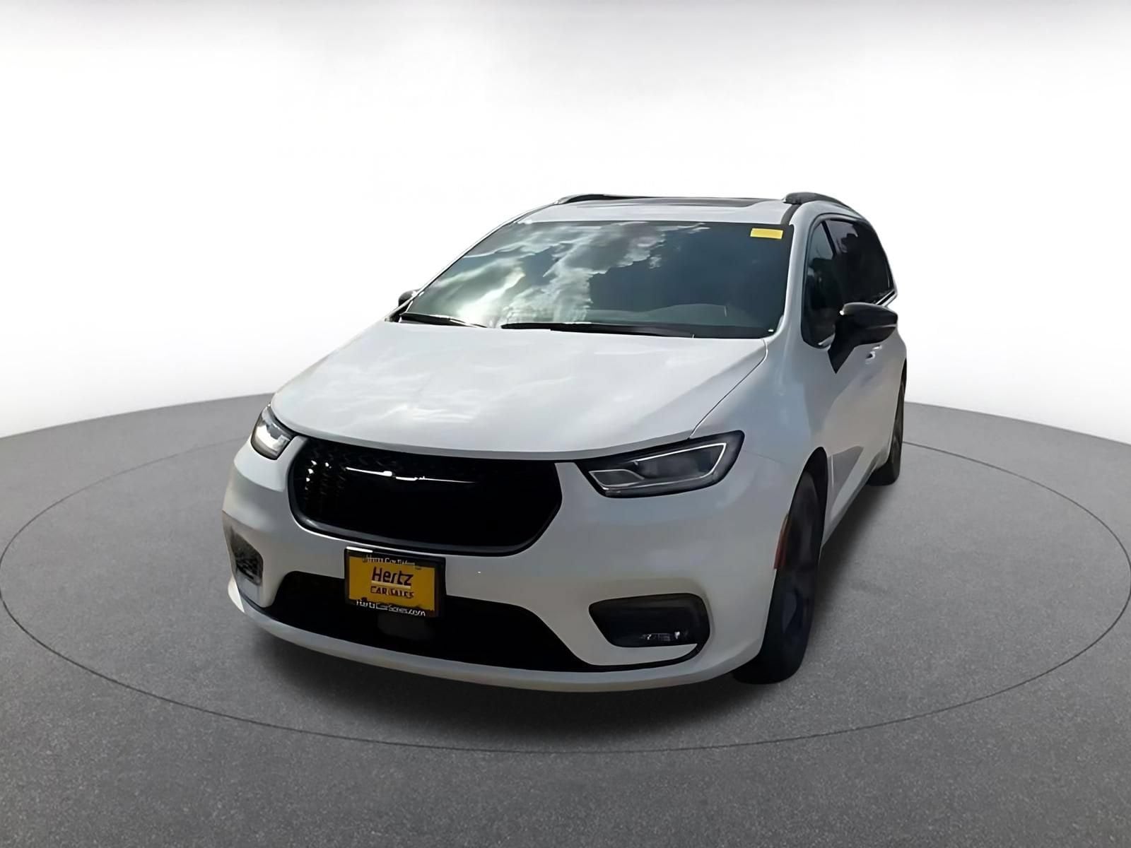Thumbnail: 2025 Chrysler Pacifica - 7