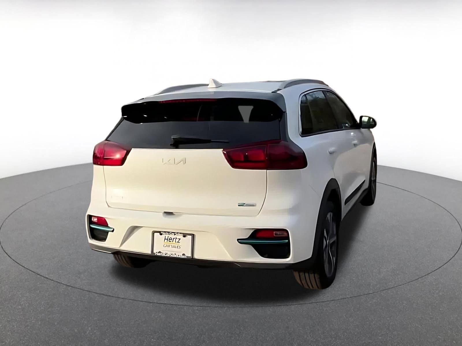 Thumbnail: 2022 Kia Niro - 14