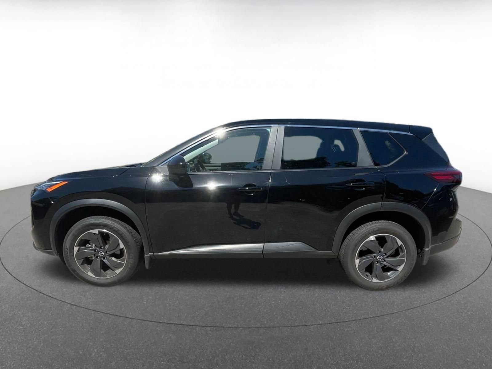 Thumbnail: 2024 Nissan Rogue - 4