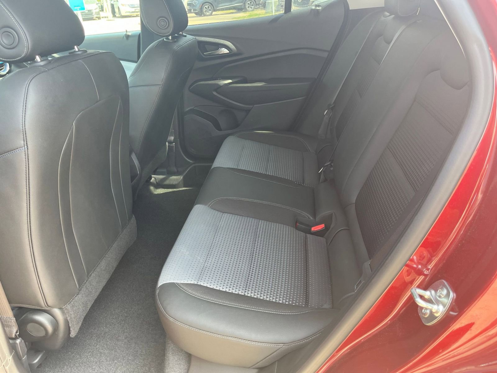 Thumbnail: 2025 Chevrolet Trax - 23